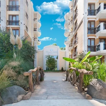 Apartmanhotel Stylish Apartment In Harmony Grand Resort Sunny Beach With Pool & Balcony *